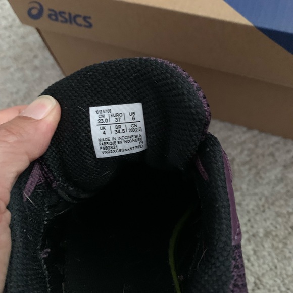 ASICS Gel-Venture - Picture 4 of 5